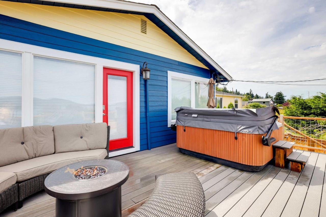 Dog-Friendly Anacortes Retreat With Shared Hot Tub! Apartment Exterior photo